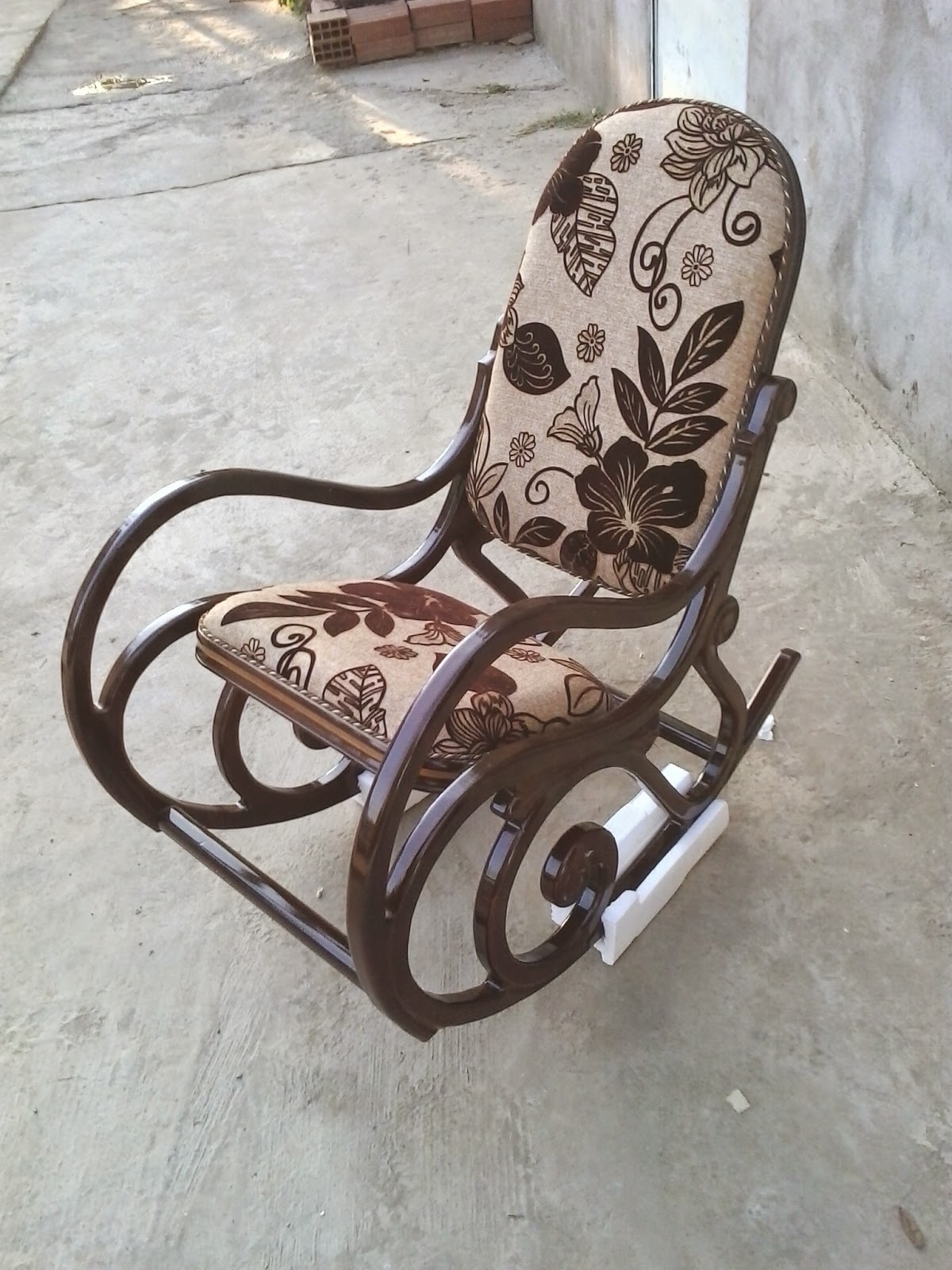 Sculpture Sur Bois Atelier Amscutbois Chaise Balancoire Ideal