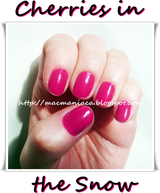 ESMALTE CHERRIES IN THE SNOW REVLON M•A•Cmaniaca