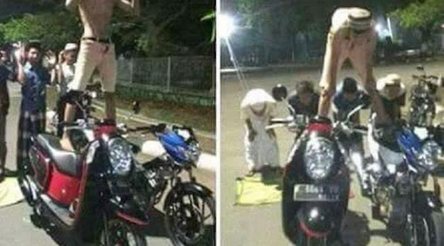 Pelecehan Agama! Unggah Foto Shalat Diatas Motor, Ternyata Alasannya Diluar Dugaan