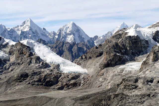 Док и Турик в бэби-треке в нацпарке Сагарматха или Ледниковый период