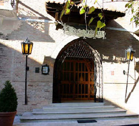 The entrance to Bergonzi's restaurant in Busseto, I due Foscari