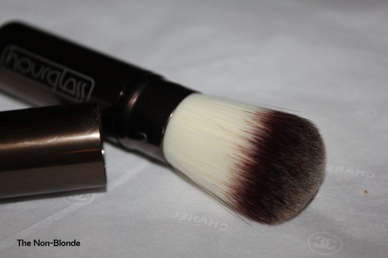 Hourglass Retractable Foundation Brush The NonBlonde