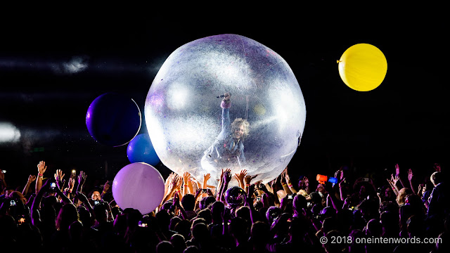 The Flaming Lips at Riverfest Elora 2018 at Bissell Park on August 18, 2018 Photo by John Ordean at One In Ten Words oneintenwords.com toronto indie alternative live music blog concert photography pictures photos