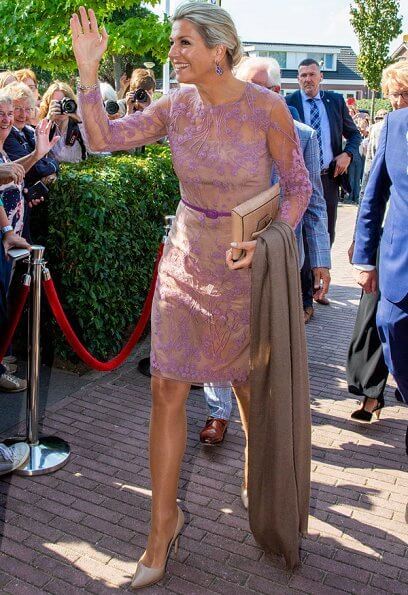 Queen Maxima wore Natan - Edouard Vermeulen embroidered lace and tulle dress. Alzheimer Nederland's 35th anniversary this year