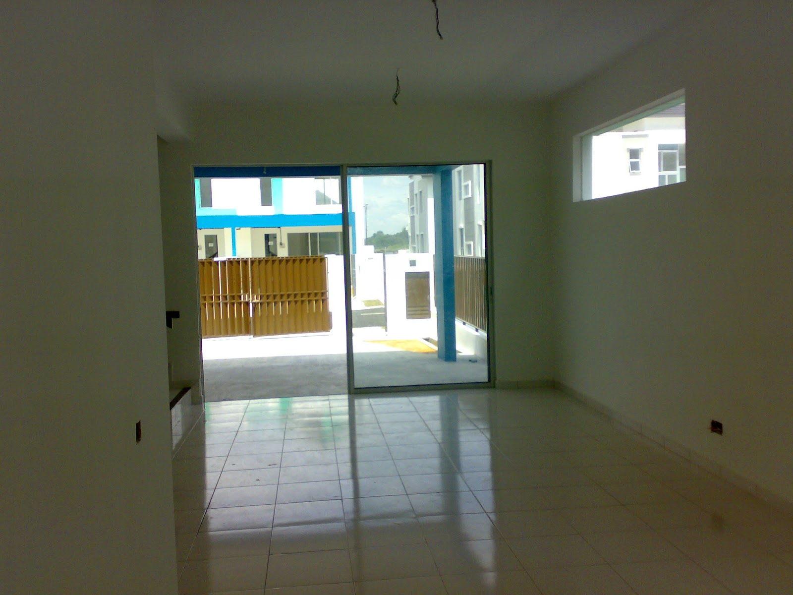 ZAM HARTANAH PROPERTY 2U 2 stry End Lot Caryota Square Setia Tropika