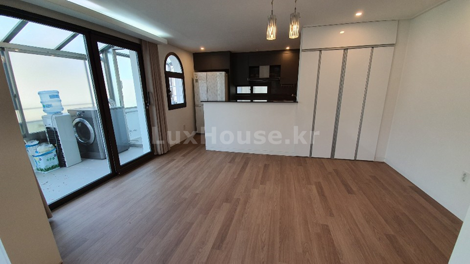 Seoul Apartment Victoria villa in Hannamdong, Yongsan, Seoul 한남동 빅토리아빌라