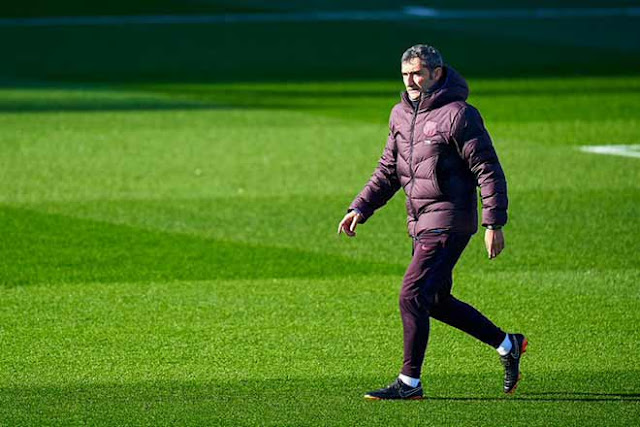 Xavi bất ngờ “lật kèo” Barca: HLV Valverde vẫn sắp bị sa thải, ai sẽ thay thế? 2 Xavi bất ngờ “lật kèo” Barca: HLV Valverde vẫn sắp bị sa thải, ai sẽ thay thế? 2