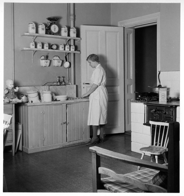 20 Amazing Photos Show the Household Survey of Sweden in 1945 ~ Vintage ...