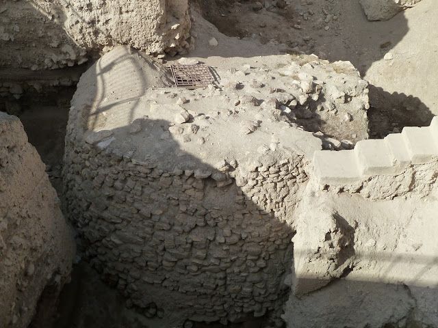 Иерихонская «башня», древнейшее сооружение, относящееся к неолиту