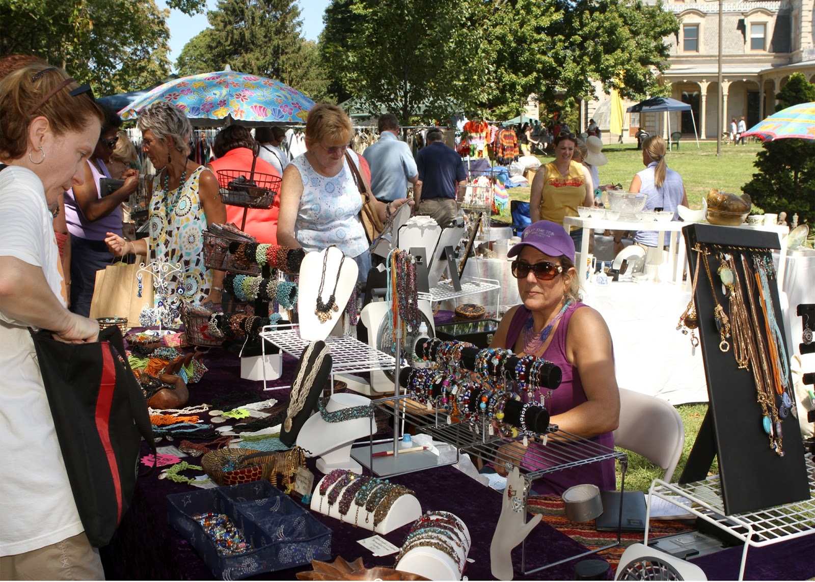 litchfield-hills-fairfield-county-connecticut-travel-flea-market