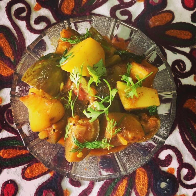 Sheetal's Veg Delights: Vangi Batata Rassa (Brinjal Potato Curry)