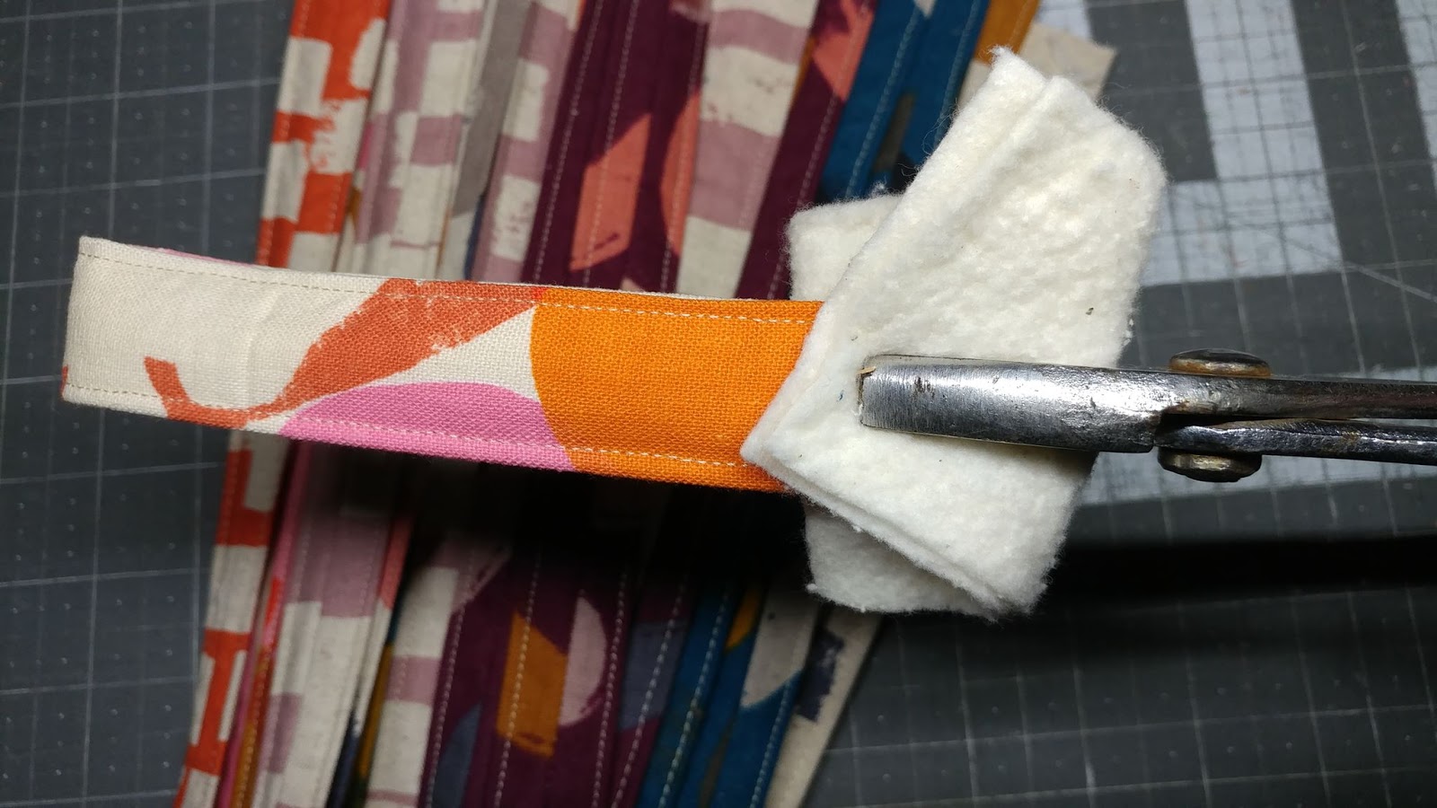 Slice of Pi Quilts Handmade Key Fob Wristlet Tutorial