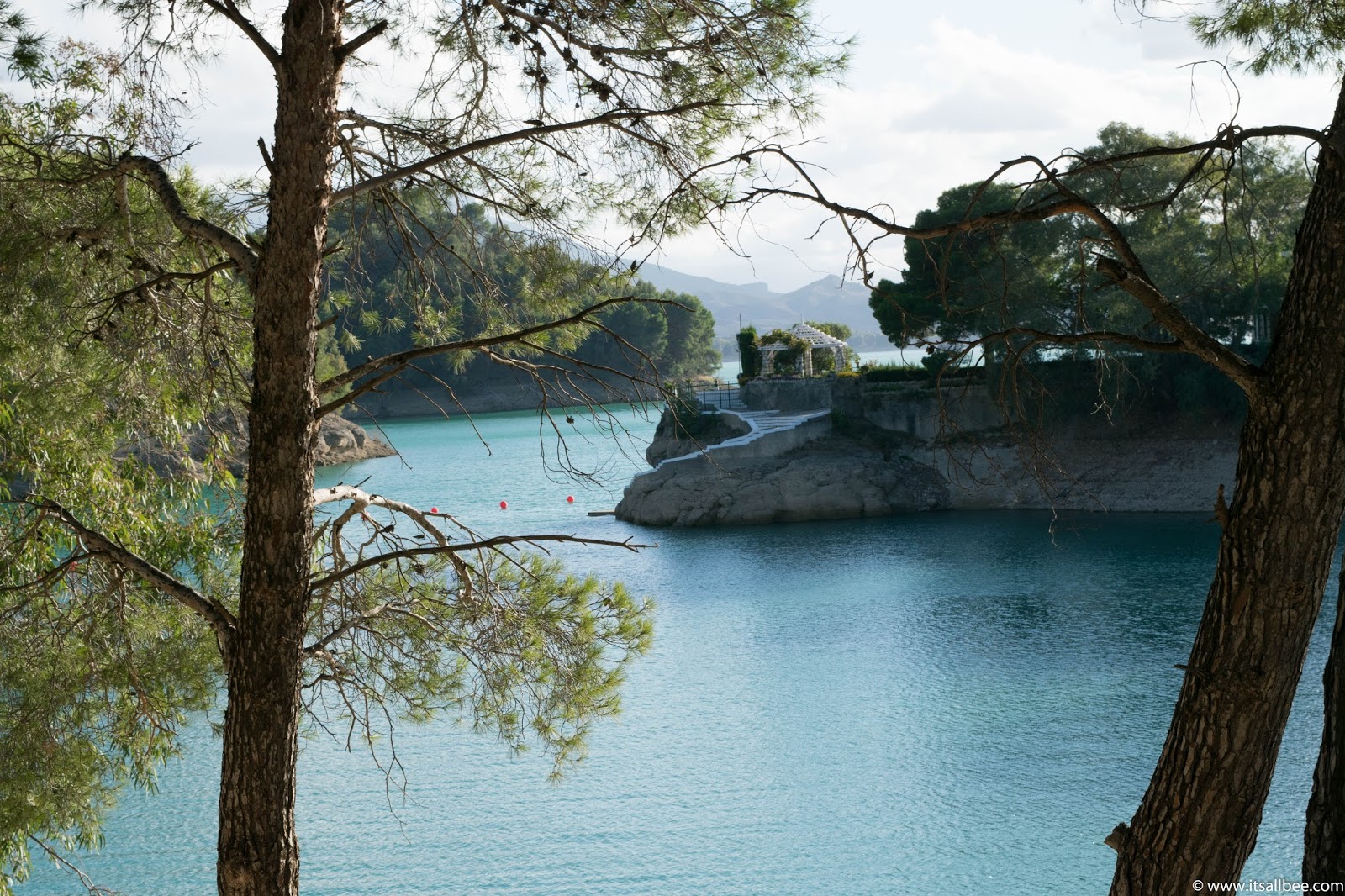 El Chorro Malaga, a beautiful little spot in Andalucia with most perfect views you will ever see. The little village is only known to Spaniards vacationers. #hiddengem #andalucia #spain #holiday #traveltips El Chorro Malaga, a beautiful little spot in Andalucia with most perfect views you will ever see. The little village is only known to Spaniards vacationers. #hiddengem #andalucia #spain #holiday #traveltips