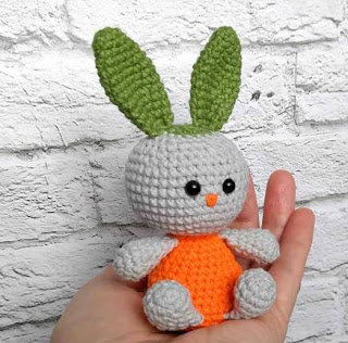 PATRON GRATIS CONEJO CALABAZA AMIGURUMI 45810