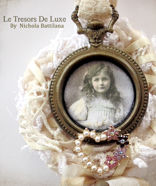 Shabby Statement Brooch (or an award for clean counters) for #tresorsdeluxe - Nichola Battilana