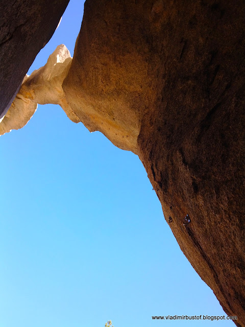 Historias de montaña: LA PEÑOTILLA DE KILIAN Y EL CLAVEL DE NATURIVA