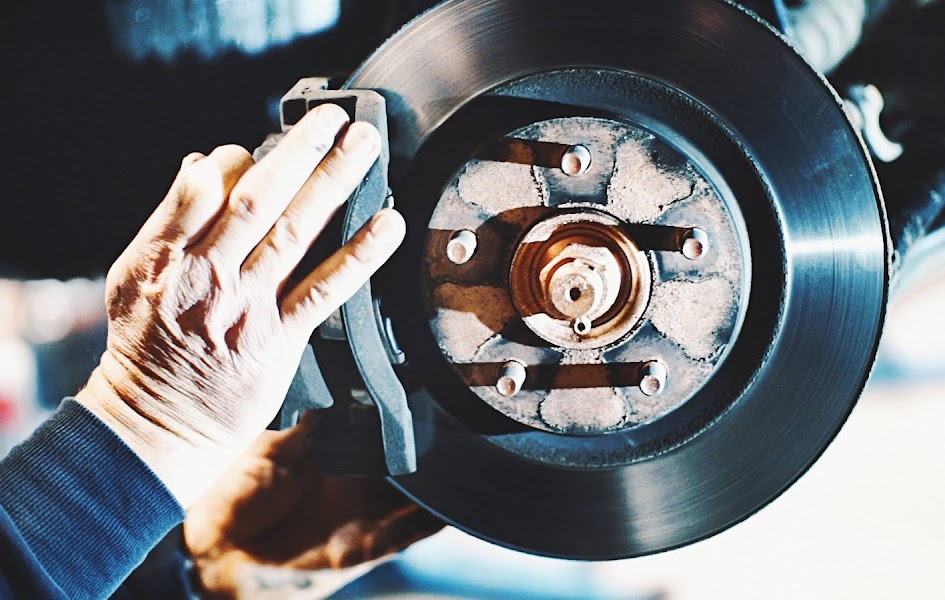 Motorcycle Brake Calliper Seal Replacement Services