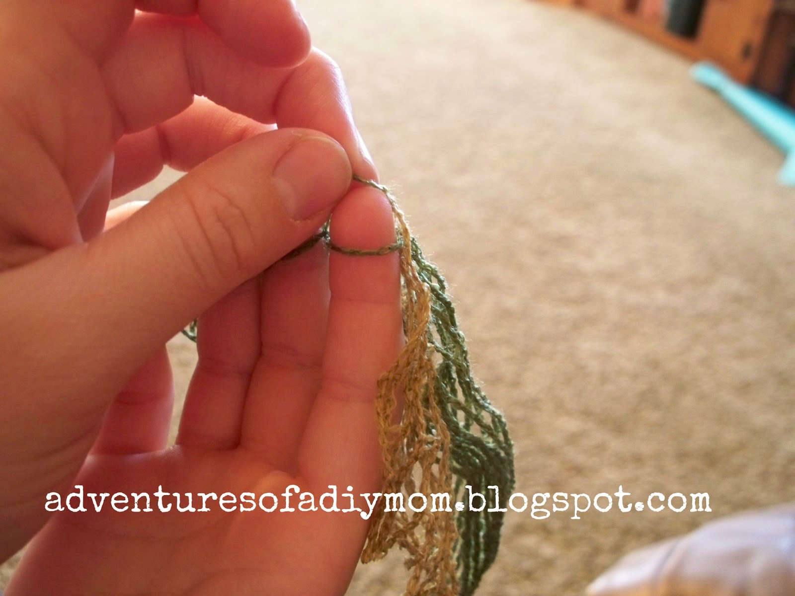 How to Make a Scarf using Sashay Yarn and your fingers Adventures of