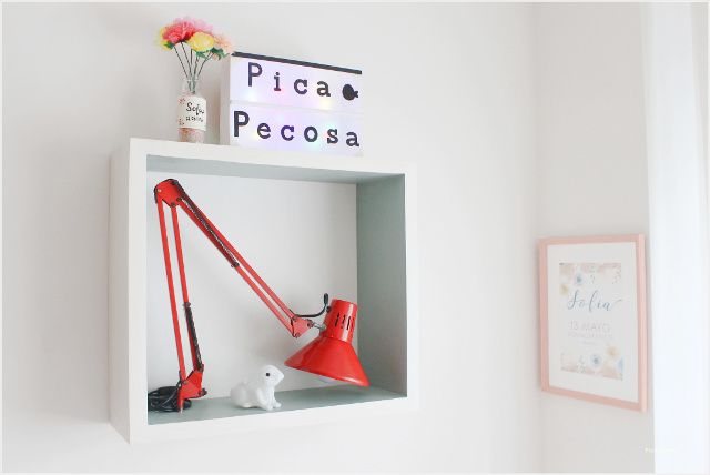 lampara-lectura-flexo-reciclado-marco-chalk-paint-habitacion