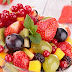 Τρία καλοκαιρινά φρούτα με λίγες θερμίδες και πλούσια θρεπτικά στοιχεία
