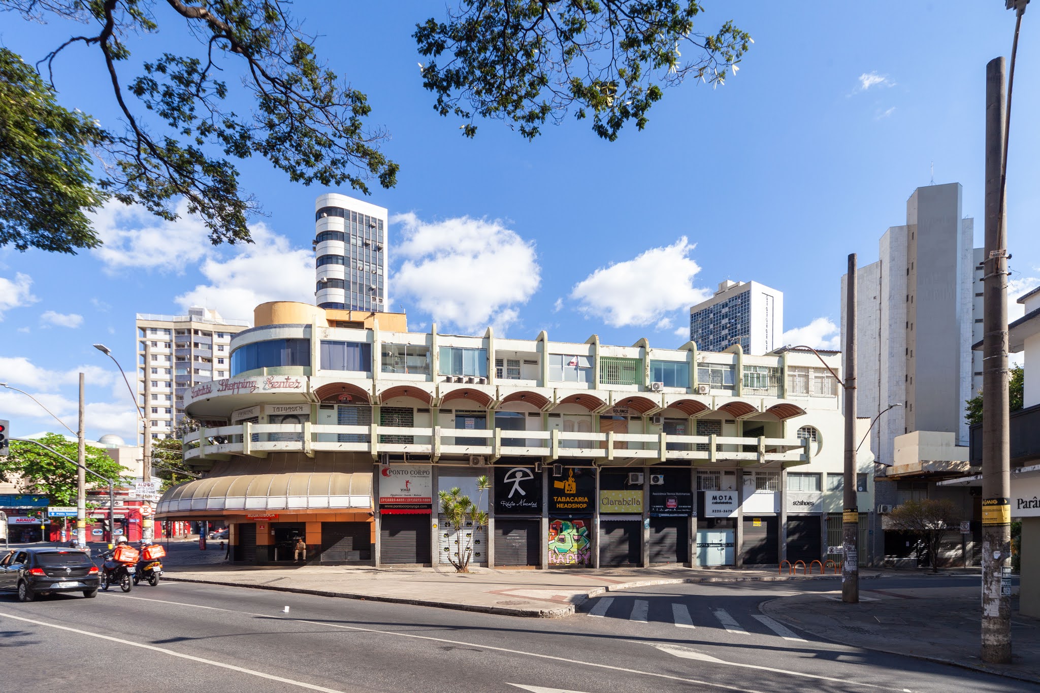 ARQBH EDIFÍCIO SAVASSI SHOPPING CENTER