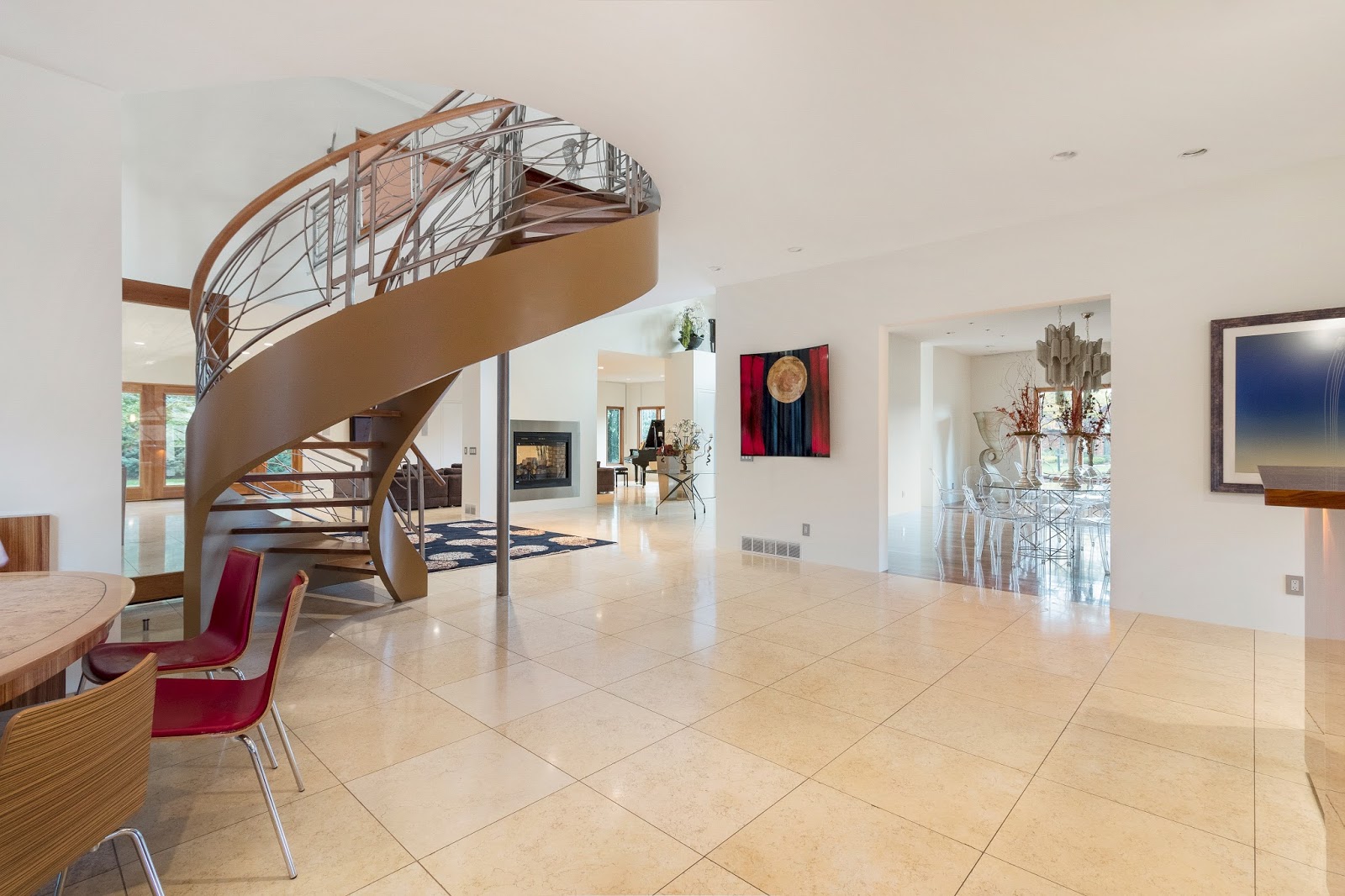 HUNT Distinctive Properties October/November 2017 HUNT Real Estate