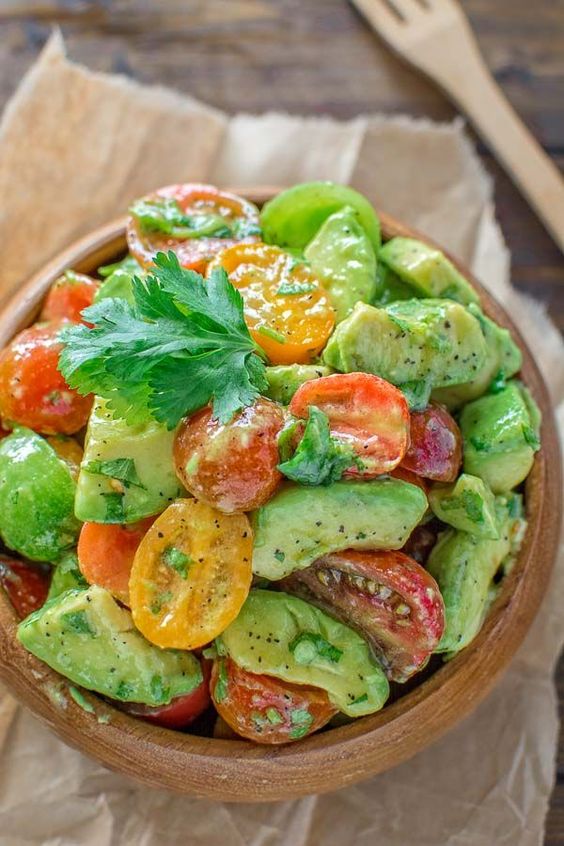 Avocado Tomato Salad - Delicious Vegan Keto Recipes For Breakfast
