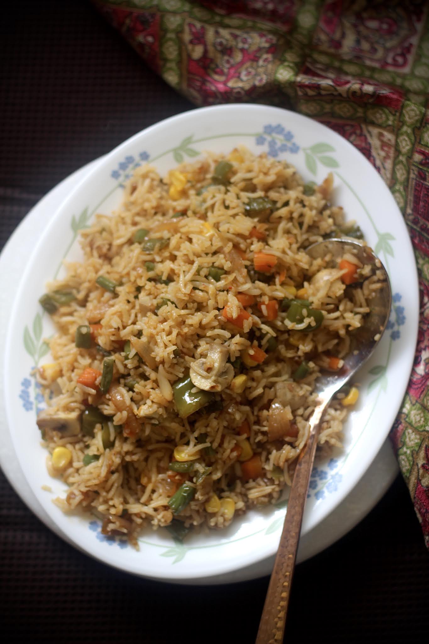 loveisincookin: INDO CHINESE FRIED RICE
