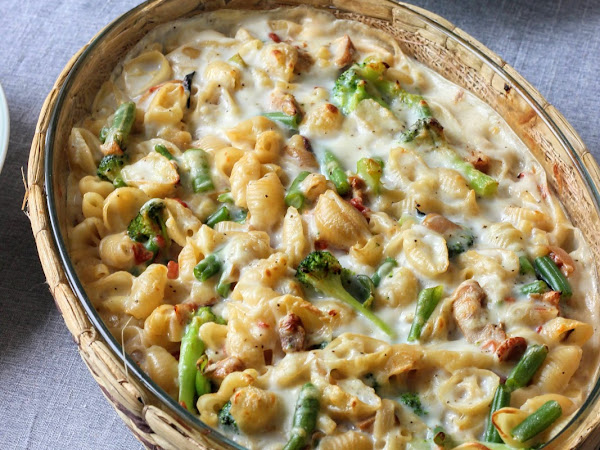 My lazy day meal: Pasta casserole that you can make with ANYTHING