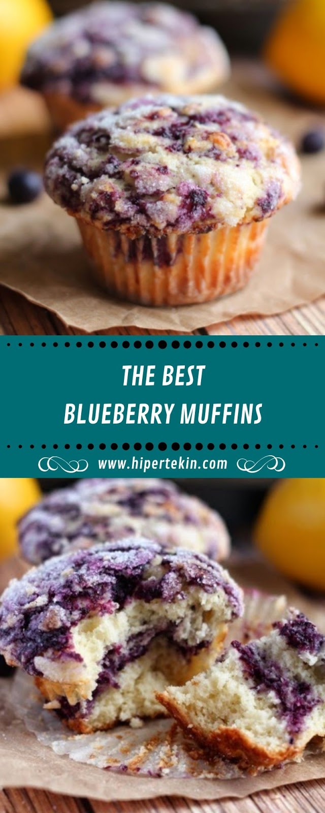 THE BEST BLUEBERRY MUFFINS