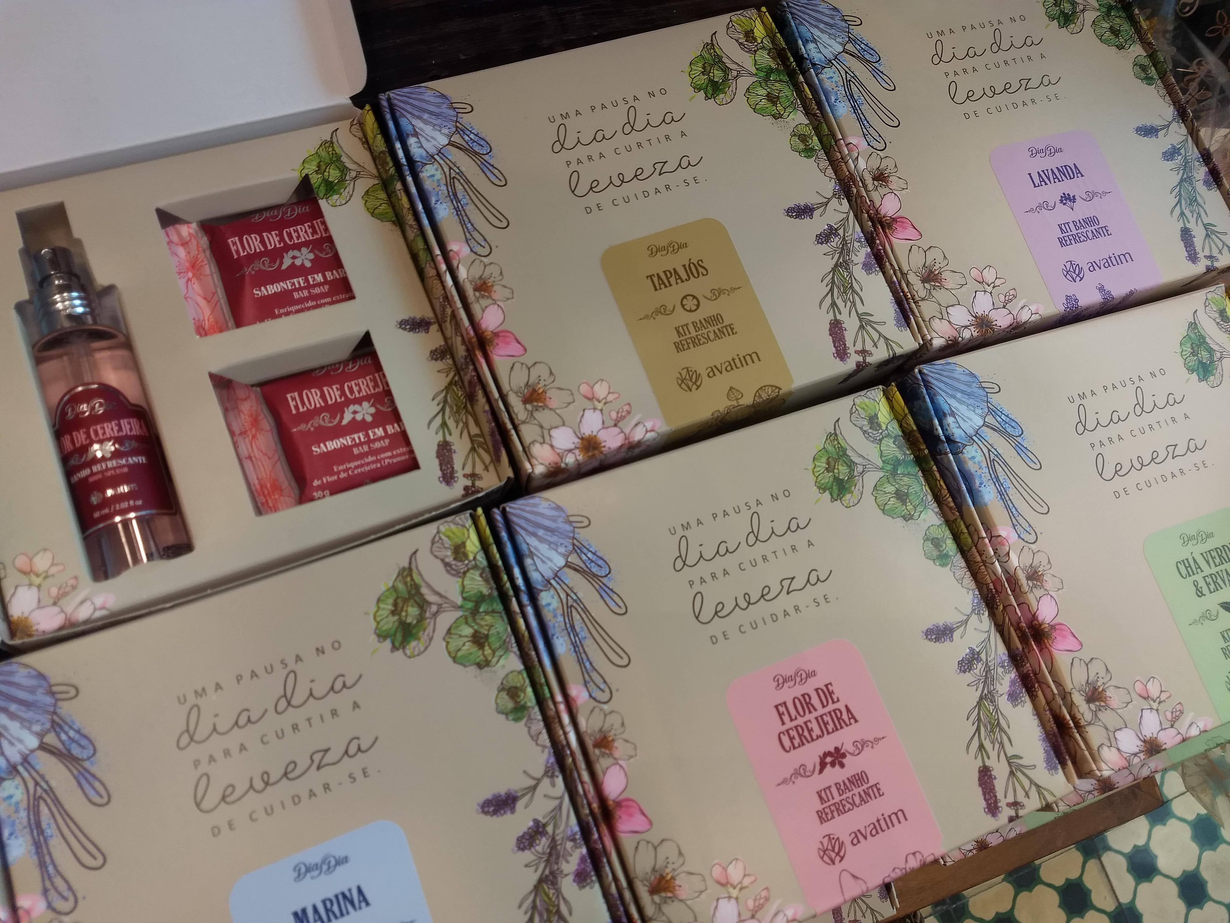 Seleção de presentes de final de ano - a famosa lembrancinha kit dia a dia avatim agua de banho e sabonete em barra presente perfeito amigo secreto