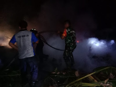 KEBAKARAN HEBAT DI SUMBERLAWANG SRAGEN. HANYA 20 MENIT 2 RUMAH WARGA LUDES TAK TERSISA, KERUGIAN RATUSAN JUTA