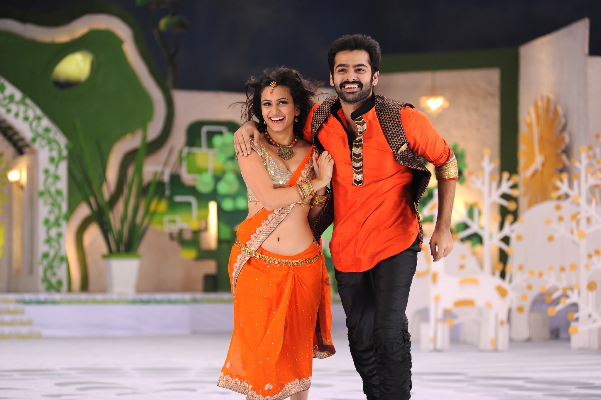 жгучий чили 2013. жгучий чили 2013. жгучий чили 2013. Ongole githa (2013). рам потинени.