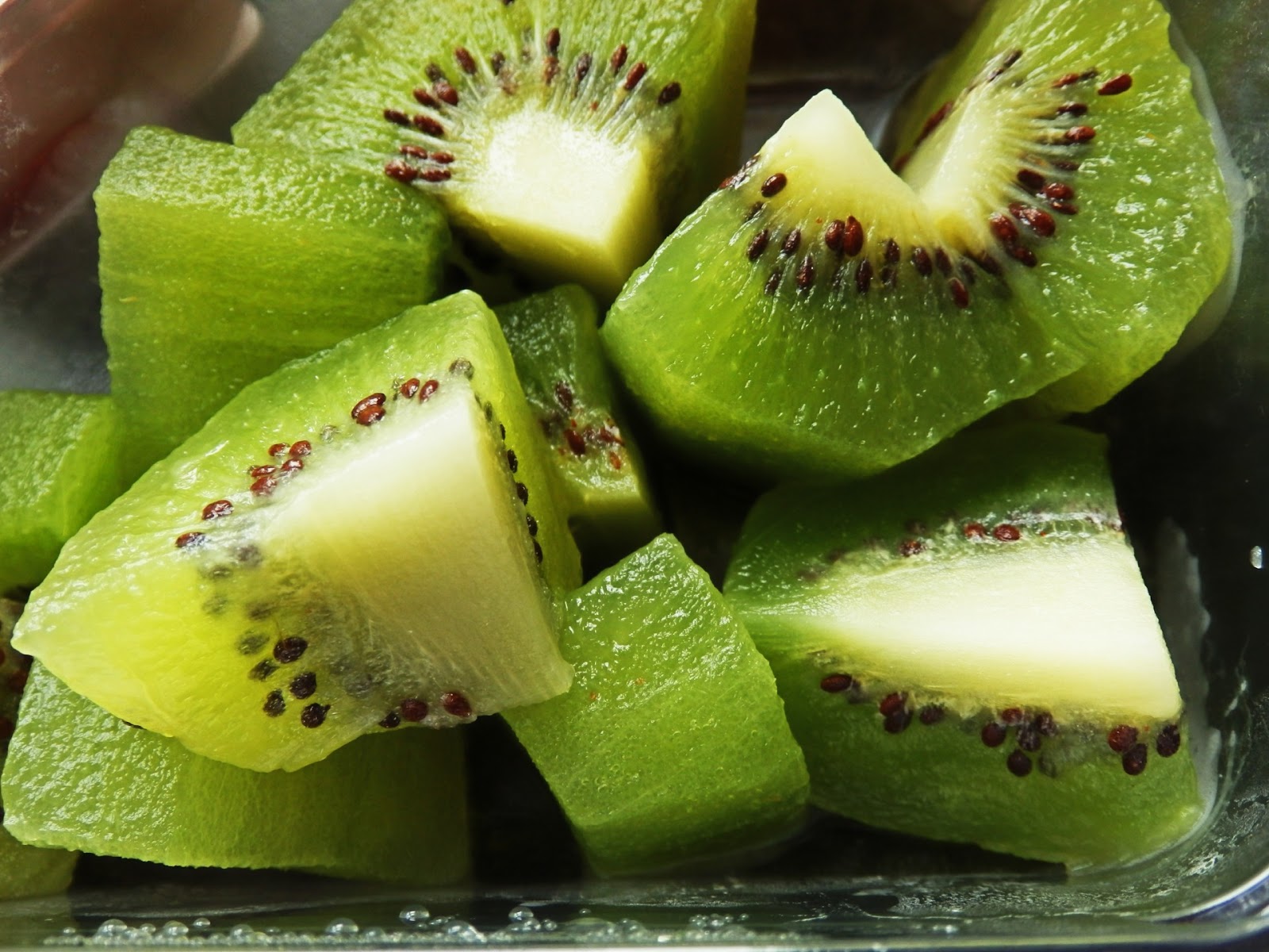 कीवी फ्रूट की तासीर ठंडी या गरम kiwi fruit ki taseer garam ya thandi