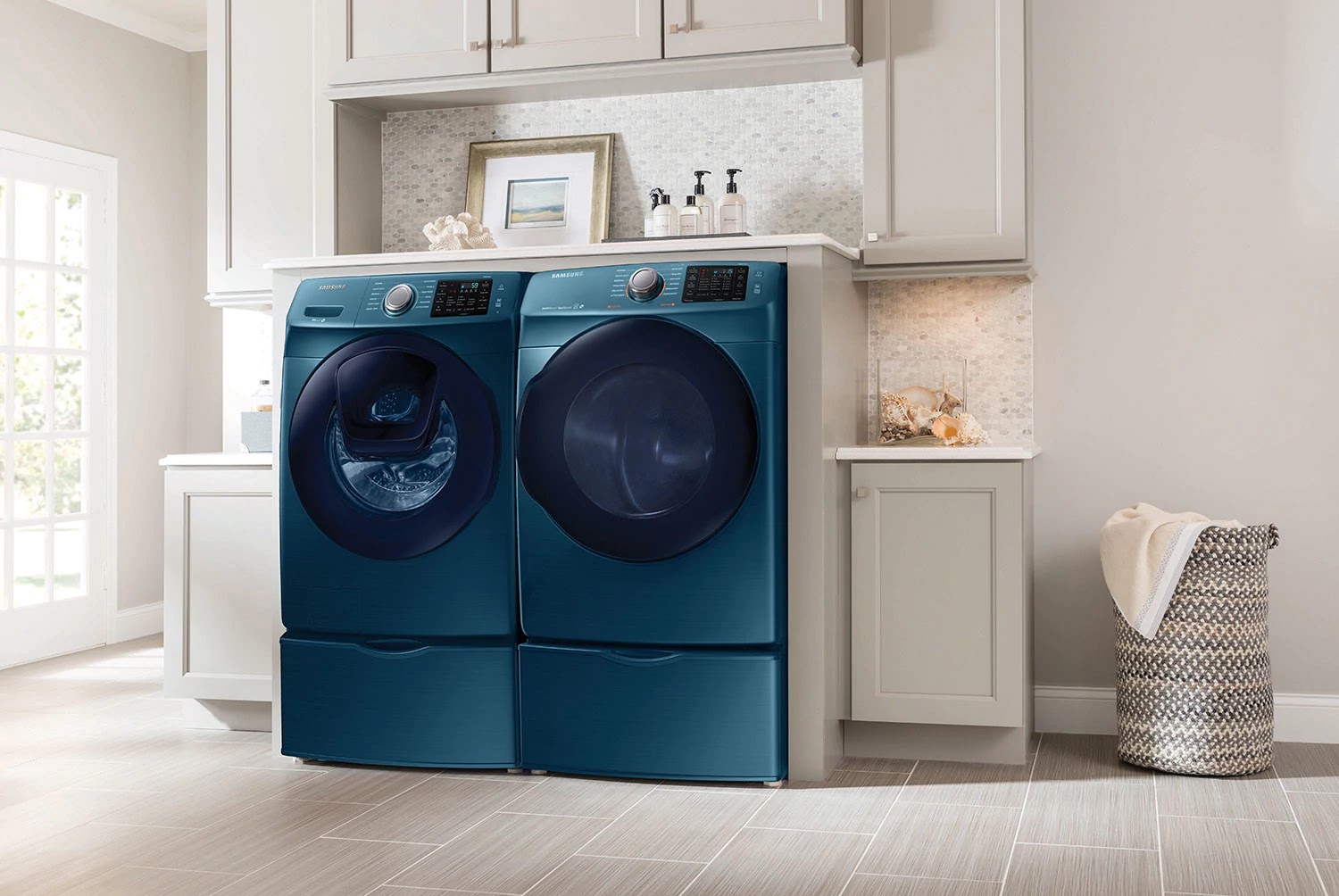 Washer. Samsung пьедестал для стиральной машины. Washer LG Home. Сапфир бытовая техника. Laundy.