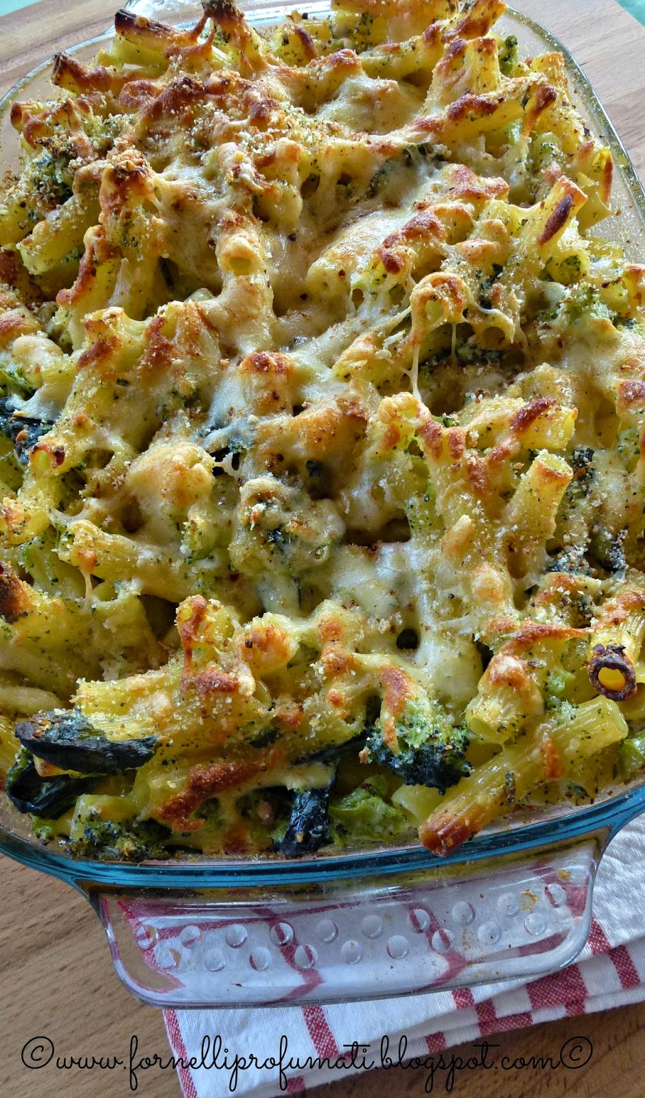 pasta gratinata con broccoli e pancetta