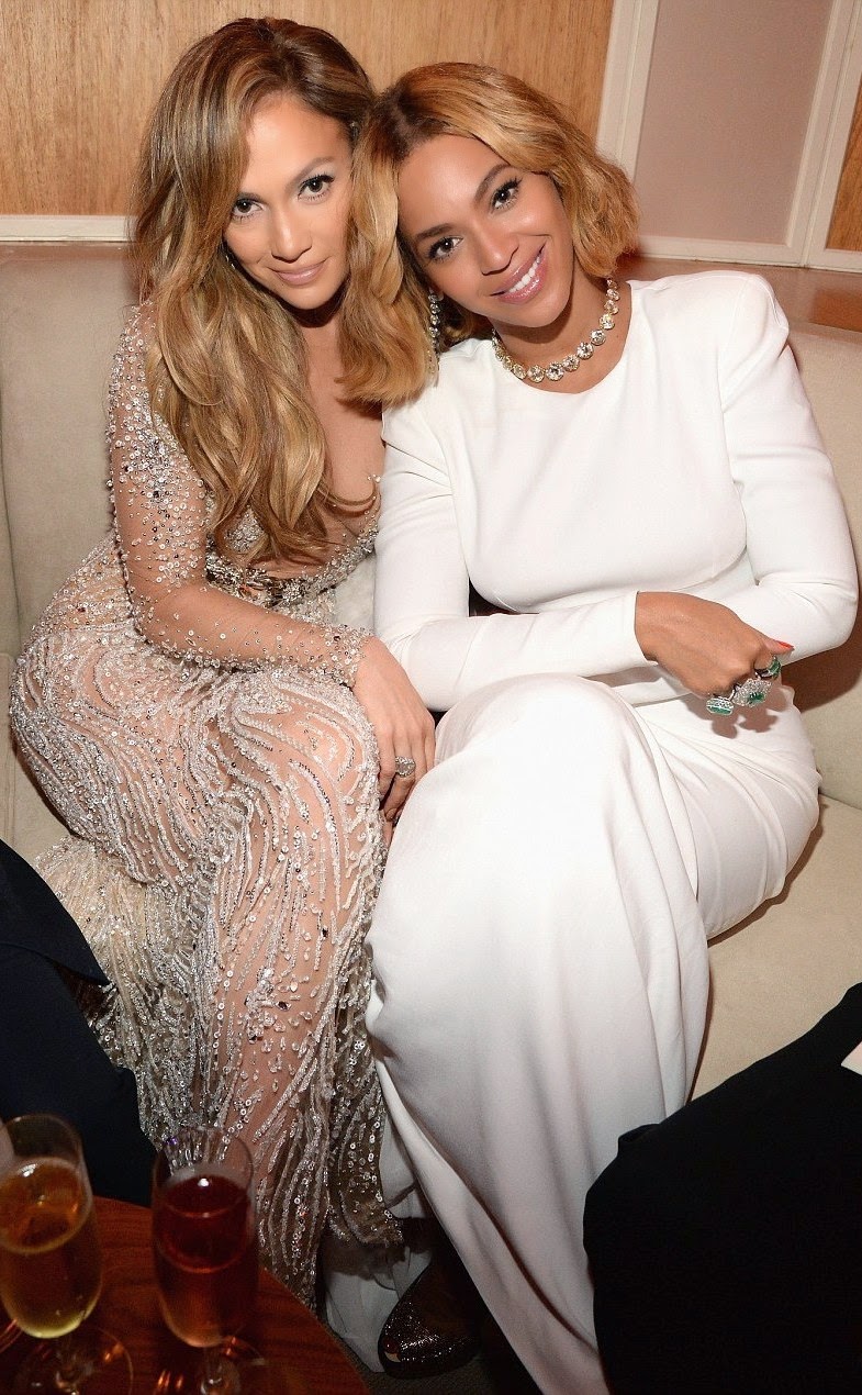 25FCAC3F00000578 2965024 We like to party Jennifer Lopez left and Beyonc right were spott a 84 1424688921994 Photos from the star-studded Vanity Fair post-Oscars party