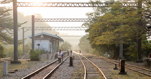 后里泰安鐵道文化園區古蹟車站拍美照，還有秘境百年后里圳水橋