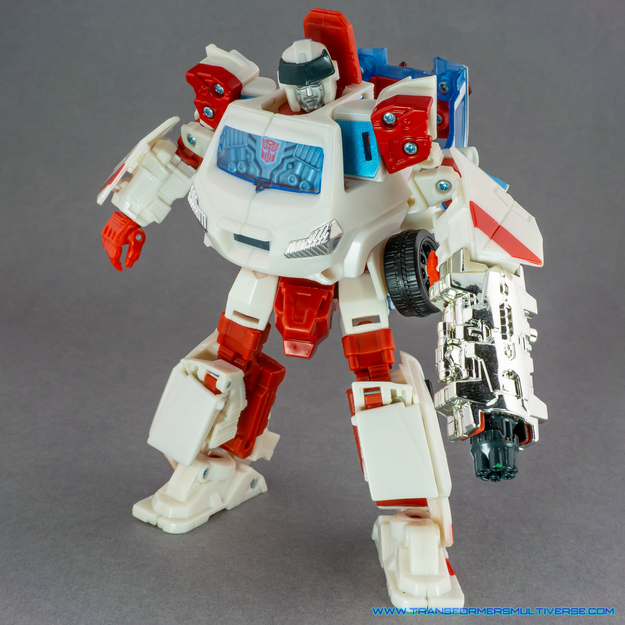 Transformers Henkei Ratchet with gatling attachment, alternate pose 2