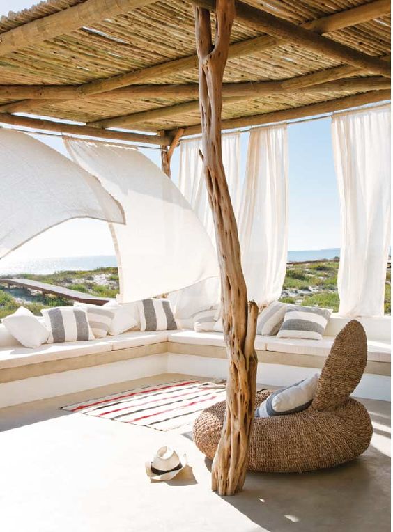 CASA TRÈS CHIC: BANCOS DE ALVENARIA