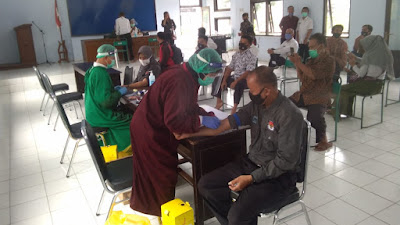 302 Anggota PPS Kecamatan Pituruh Jalani Rapid Test