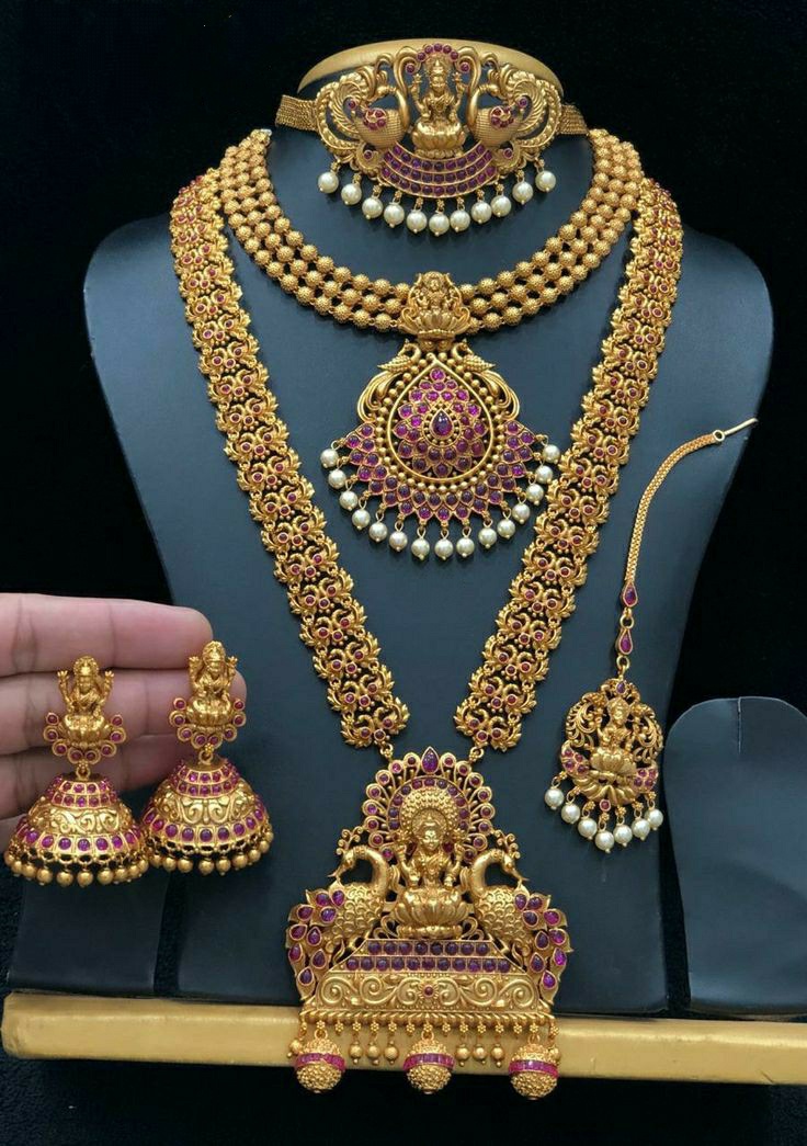 Temple Jewellery Sets gold-ring-raza-jewellers