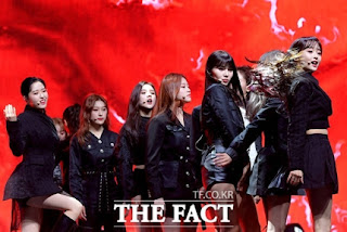 Girlgroup LOONA has comeback with their new hit song 'So What' at the