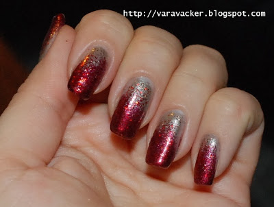 naglar, nails, nagellack, nail polish, christmas mancure, julmanikyr, svampning