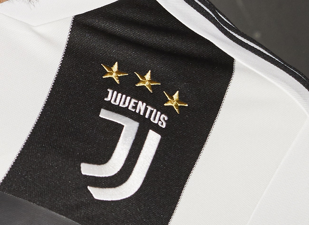 Hot costo azione juventus Outlet