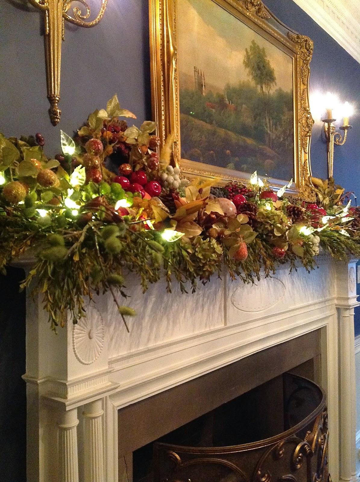 Must See: Holiday House Tour In Newburyport - Decor10 Blog