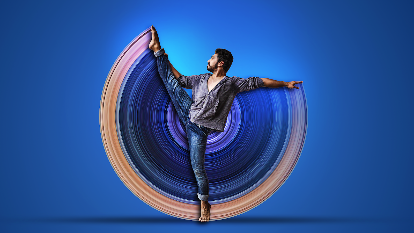 How to create Circuler stretch effect in photoshop. Photoshop Circular