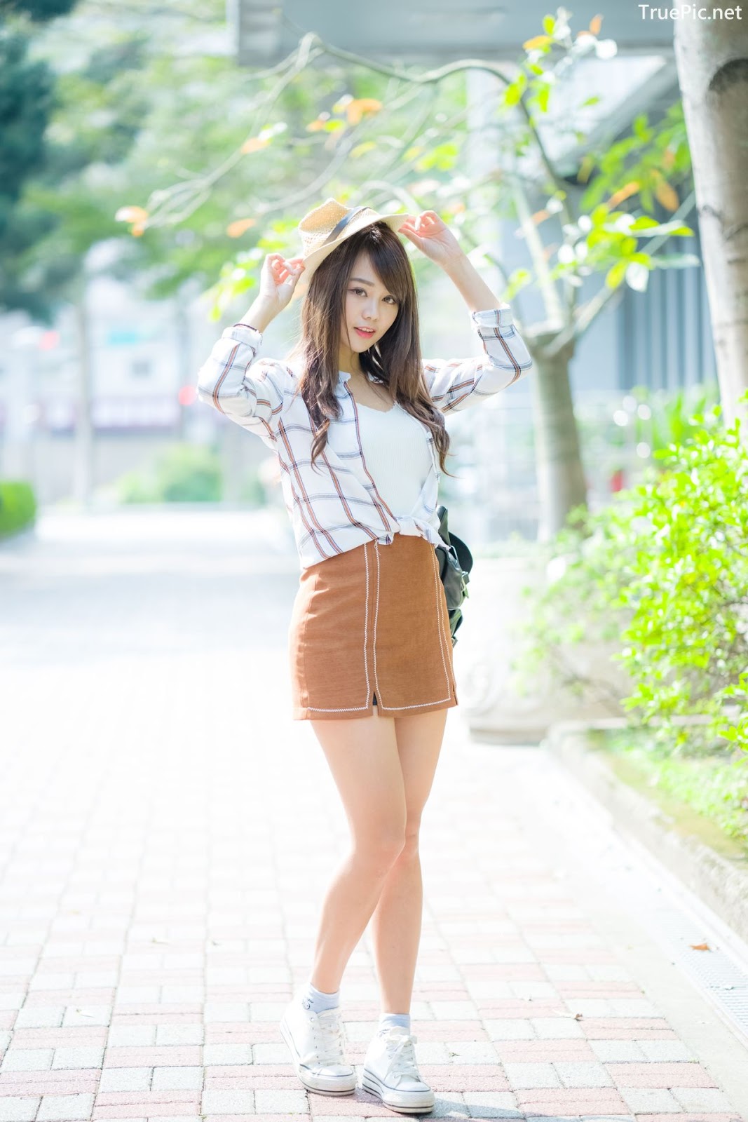 Image-Taiwan-Social-Celebrity-Sun-Hui-Tong-孫卉彤-A-Day-as-Student-Girl-TruePic.net- Picture-64