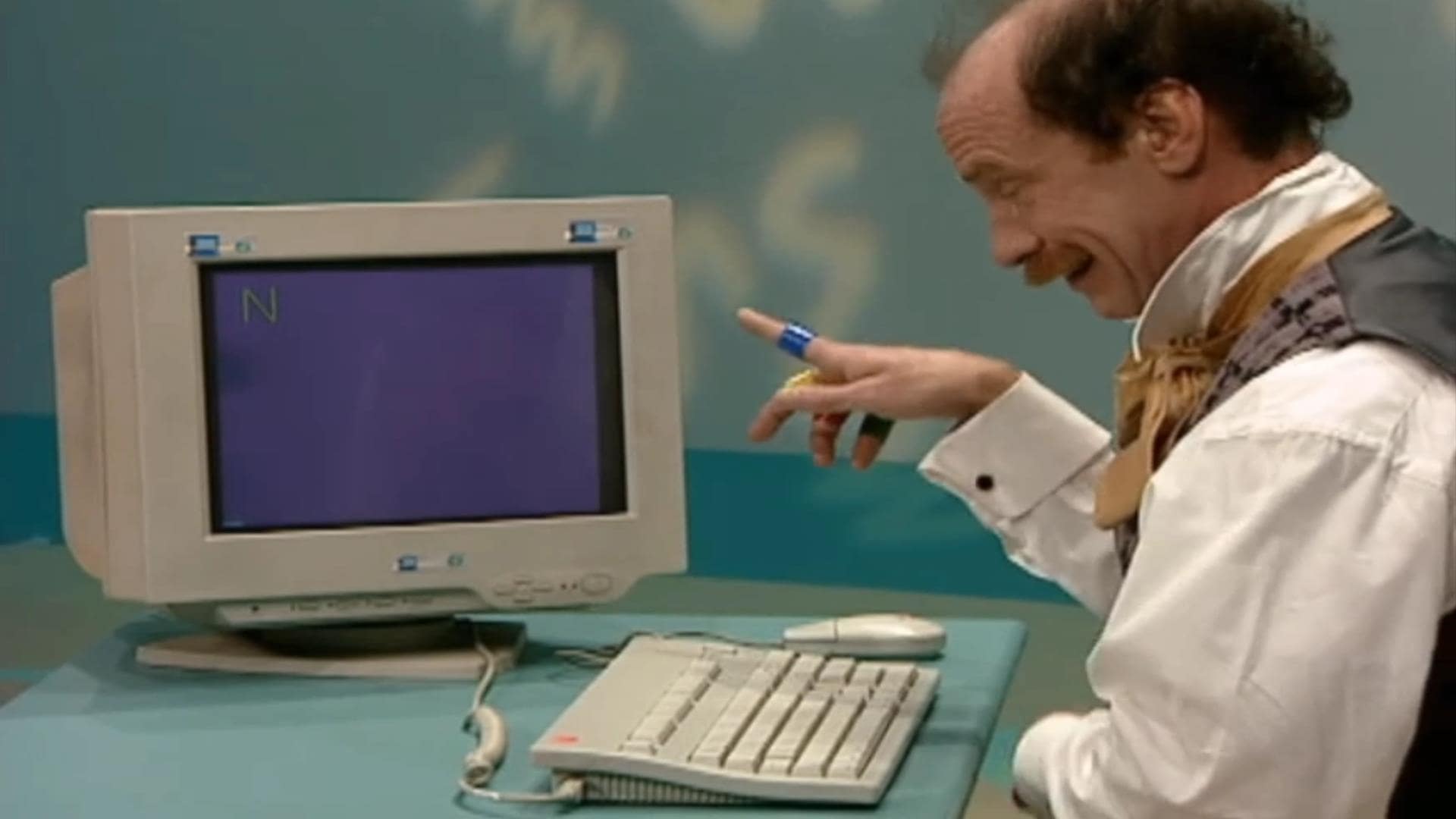 Watch Elmo's World Computers