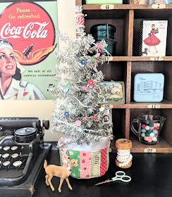 Merry Maker Christmas Tree by Heidi Staples for Fabric Mutt